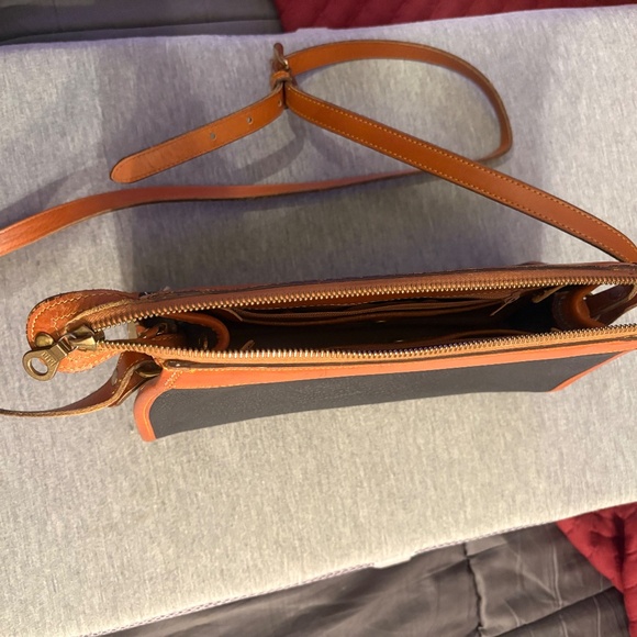 Vintage Dooney & Burke Bag - Picture 4 of 11